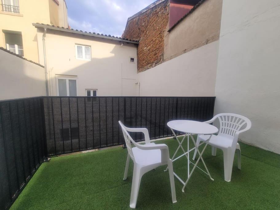 Appartement RnB Locations Mâcon Extérieur photo